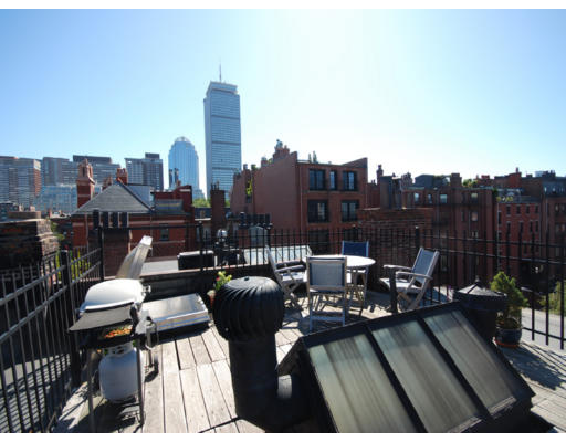7 Fairfield Street, Unit 4 Boston, MA 02116 - Photo 10 of 13 a view of a terrace with sitting area