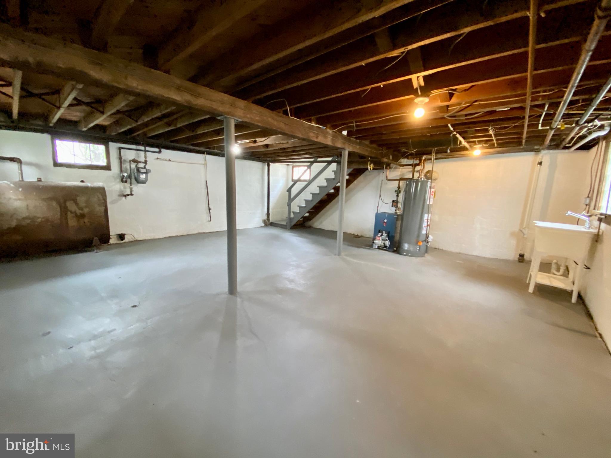 5529 Ashbourne Road Baltimore, MD 21227 - Photo 14 of 16