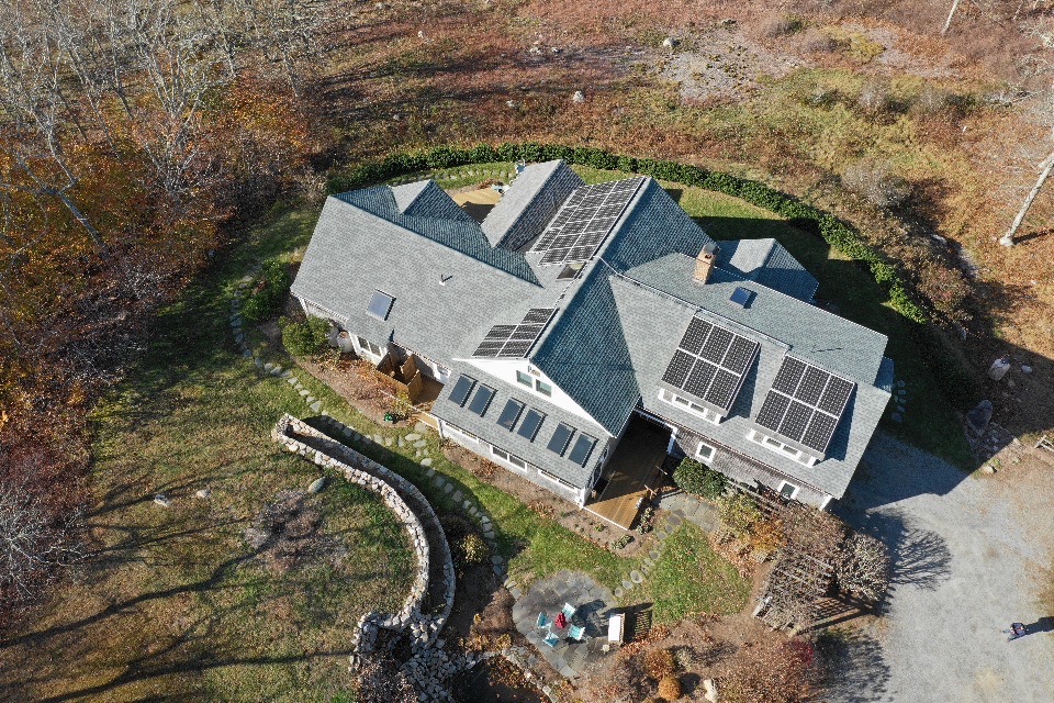 42 South Ridge Road Chilmark, MA 02535 - Photo 4 of 39 Gallery Image 4