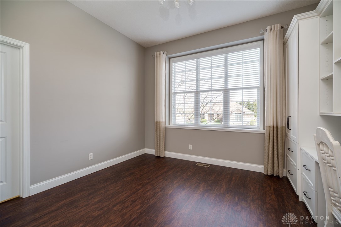 269 Crown Point Drive Dayton, OH 45458 - Photo 22 of 41 Gallery Image 22