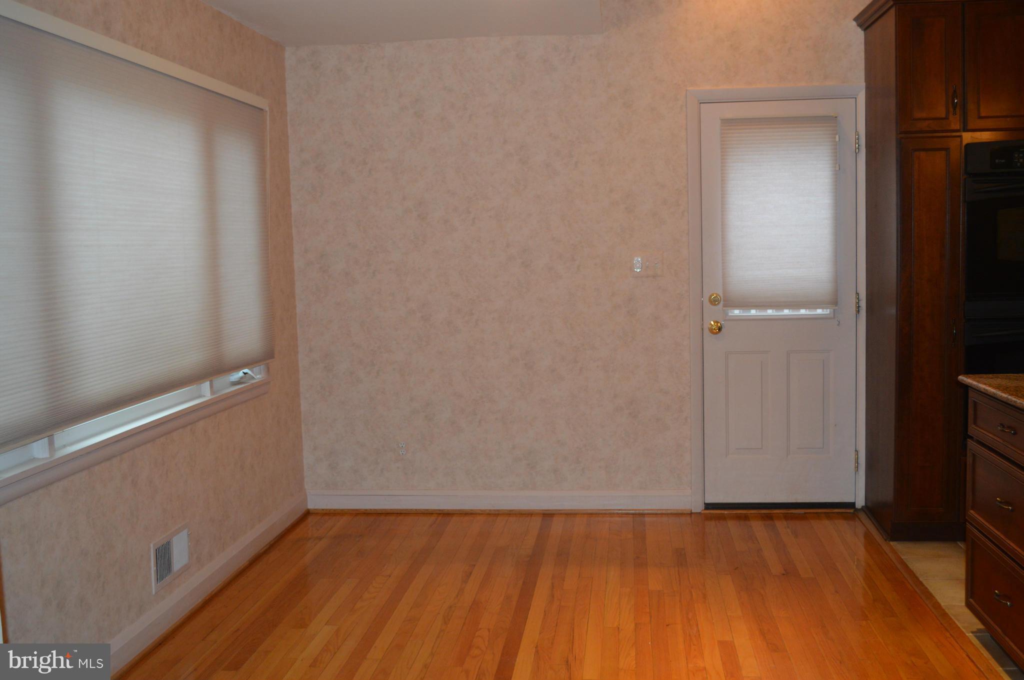 7511 Labyrinth Road Pikesville, MD 21208 - Photo 4 of 30 Dining Room