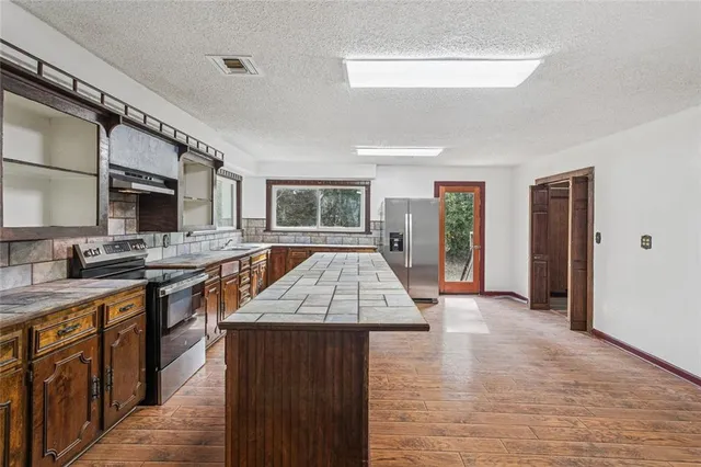 $1,850 | Undisclosed Address, Lacombe, LA 70445