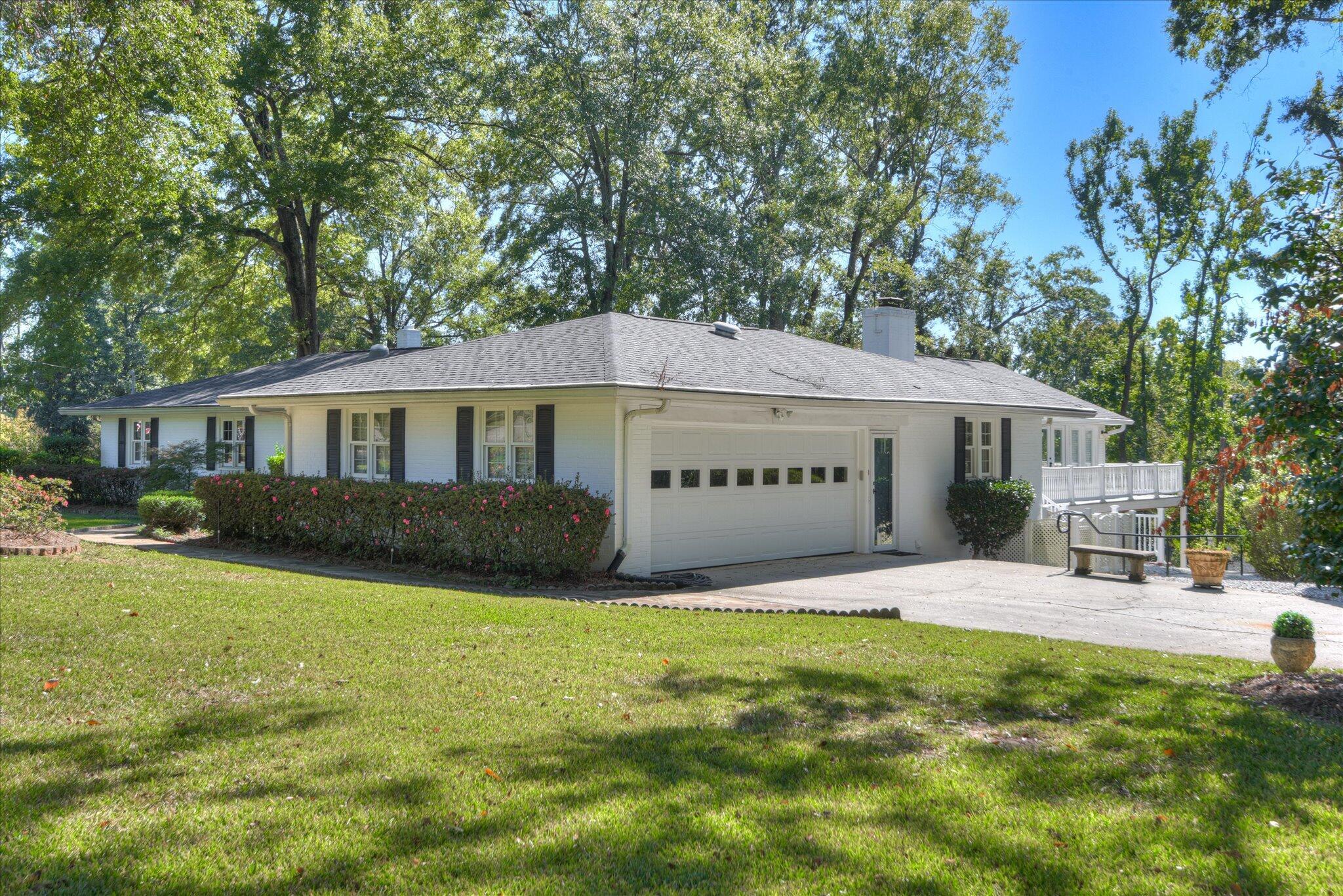 2902 Pineview Road Augusta, GA 30909 - Photo 3 of 61