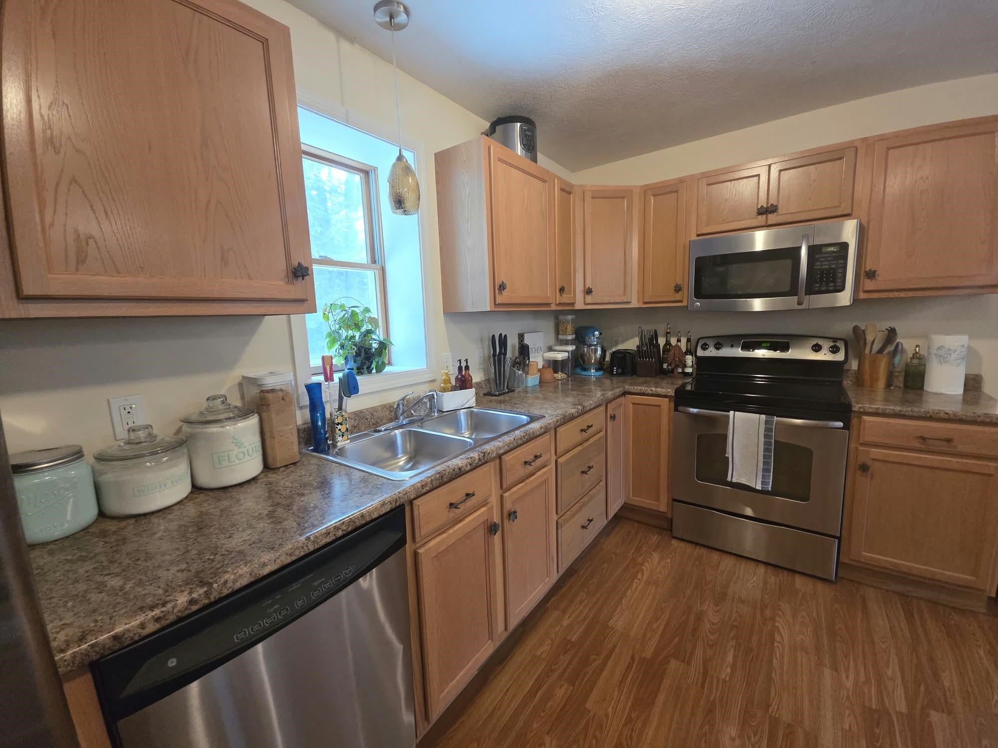 5266 Brown Bridge Road Traverse City, MI 49696 - Photo 7 of 24 Gallery Image 7