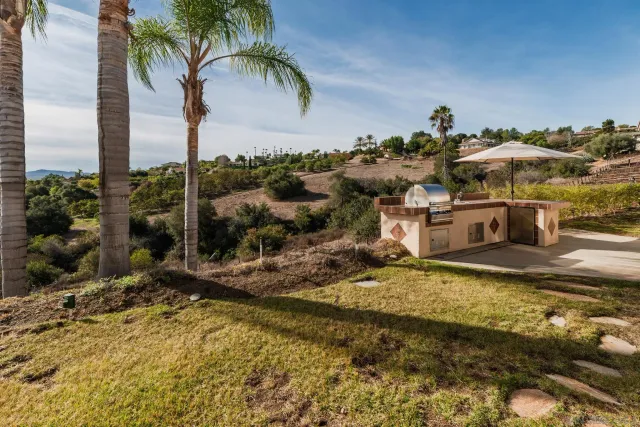 $1,349,000 | 2635 Vista De Palomar, Fallbrook, CA 92028