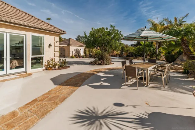 $1,349,000 | 2635 Vista De Palomar, Fallbrook, CA 92028