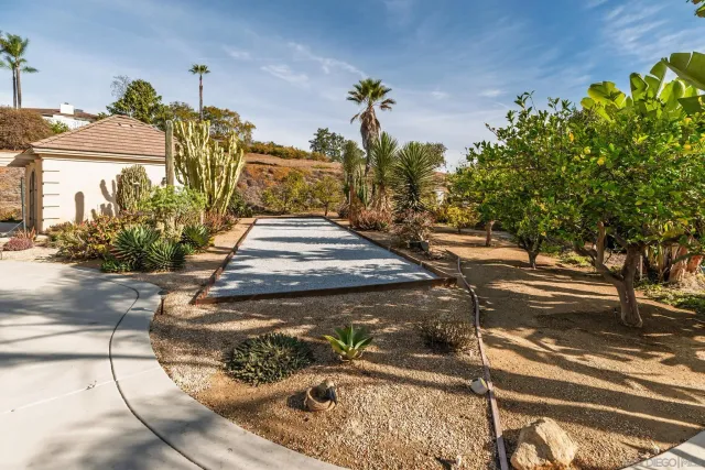 $1,349,000 | 2635 Vista De Palomar, Fallbrook, CA 92028