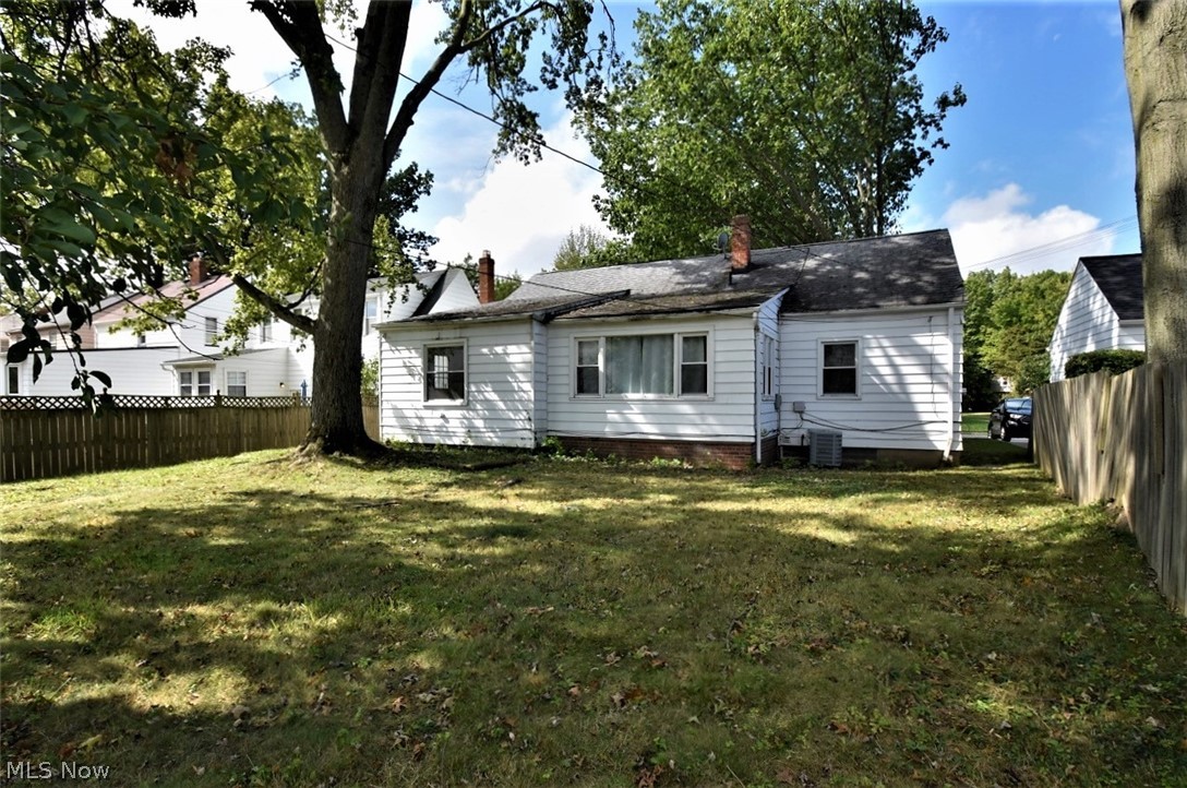 991 Argonne Road Cleveland, OH 44121 - Photo 33 of 35 Gallery Image 33