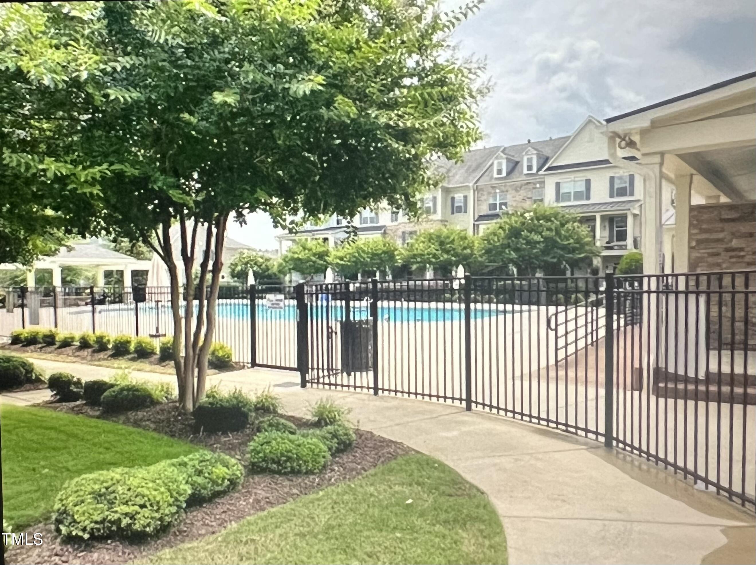 5614 Wade Park Boulevard Raleigh, NC 27607 - Photo 40 of 40 IMG_1906