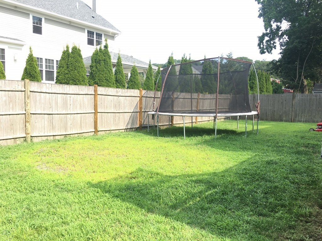 36 Bates Road Swampscott, MA 01907 - Photo 15 of 16 Gallery Image 15