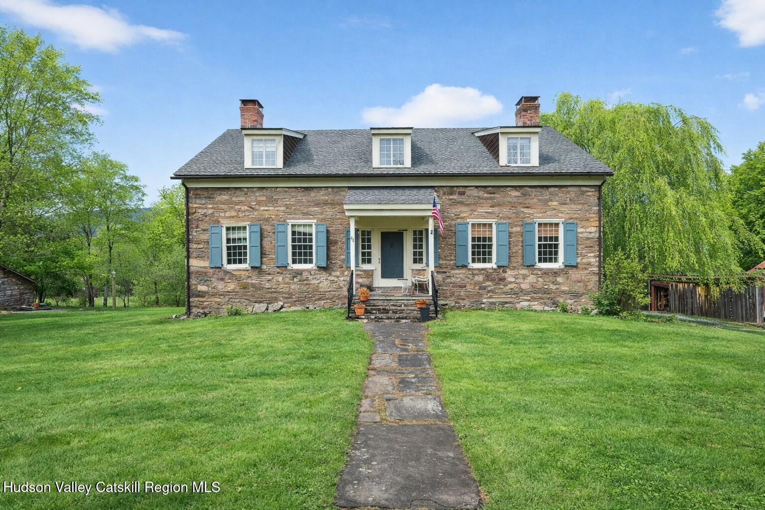 48 Oak Road Saugerties, NY 12477 - Photo 1 of 29 Front exterior