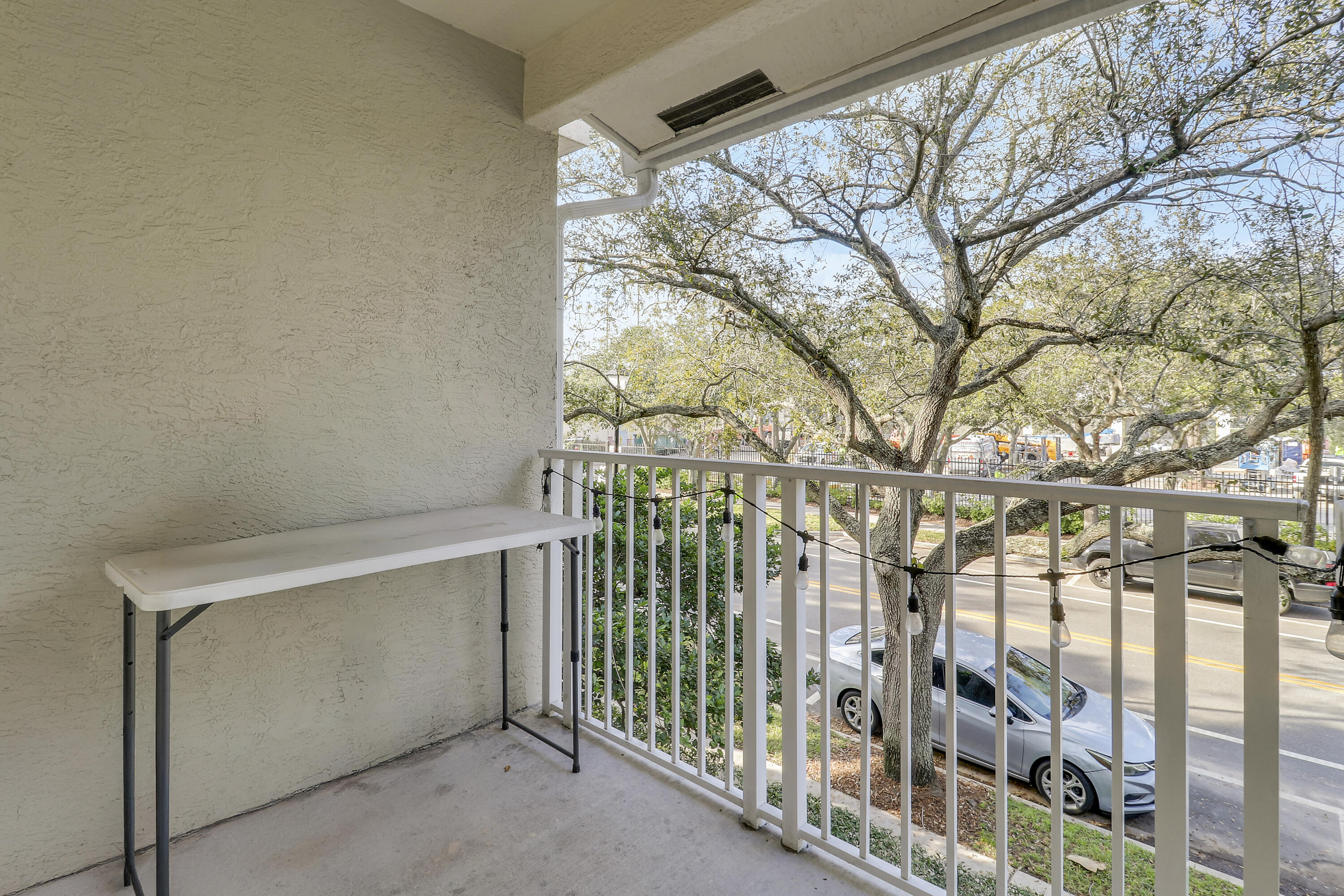 1152 University Boulevard, Unit 22 Jupiter, FL 33458 - Photo 20 of 24 a view of entryway with garden
