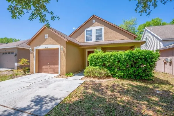$2,000 | 4729 White Bay Circle, Wesley Chapel, FL 33545
