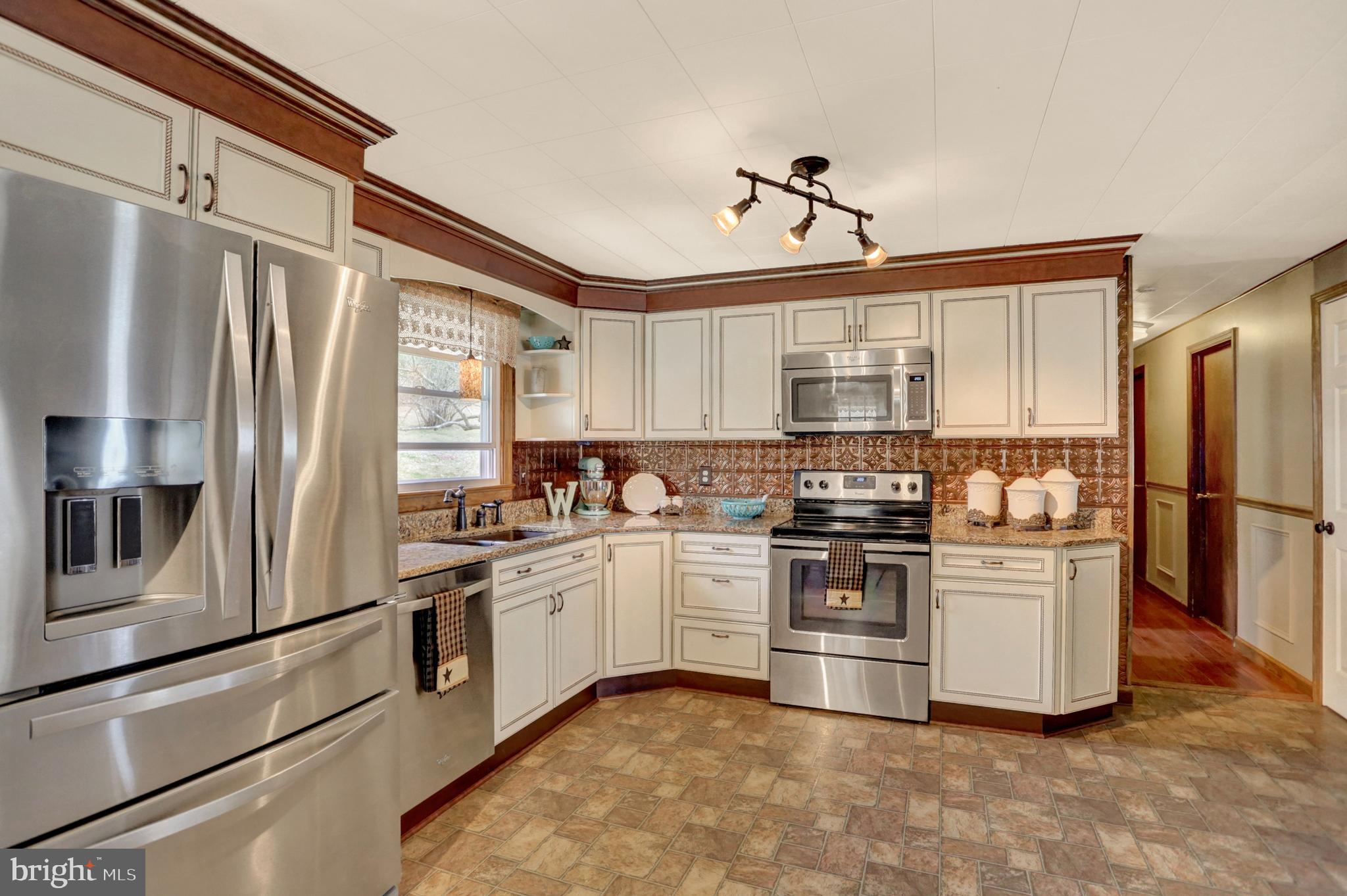 7777 Spring Road New Bloomfield, PA 17068 - Photo 18 of 28 Gallery Image 18