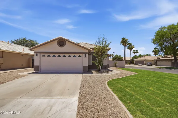 $499,900 | 237 West Loma Vista Street, Gilbert, AZ 85233