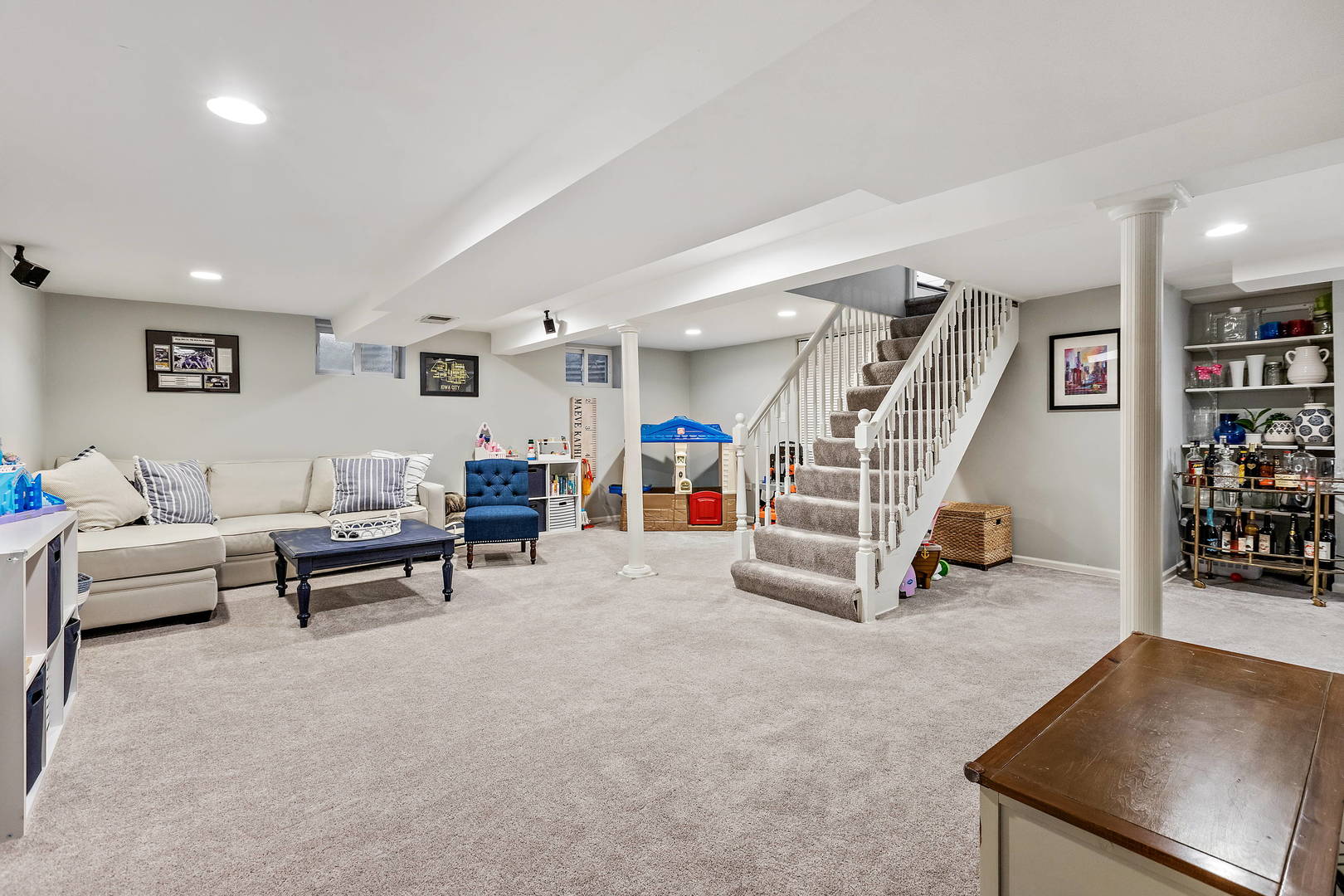 1207 Raleigh Road Glenview, IL 60025 - Photo 23 of 31 a living room with furniture and white walls