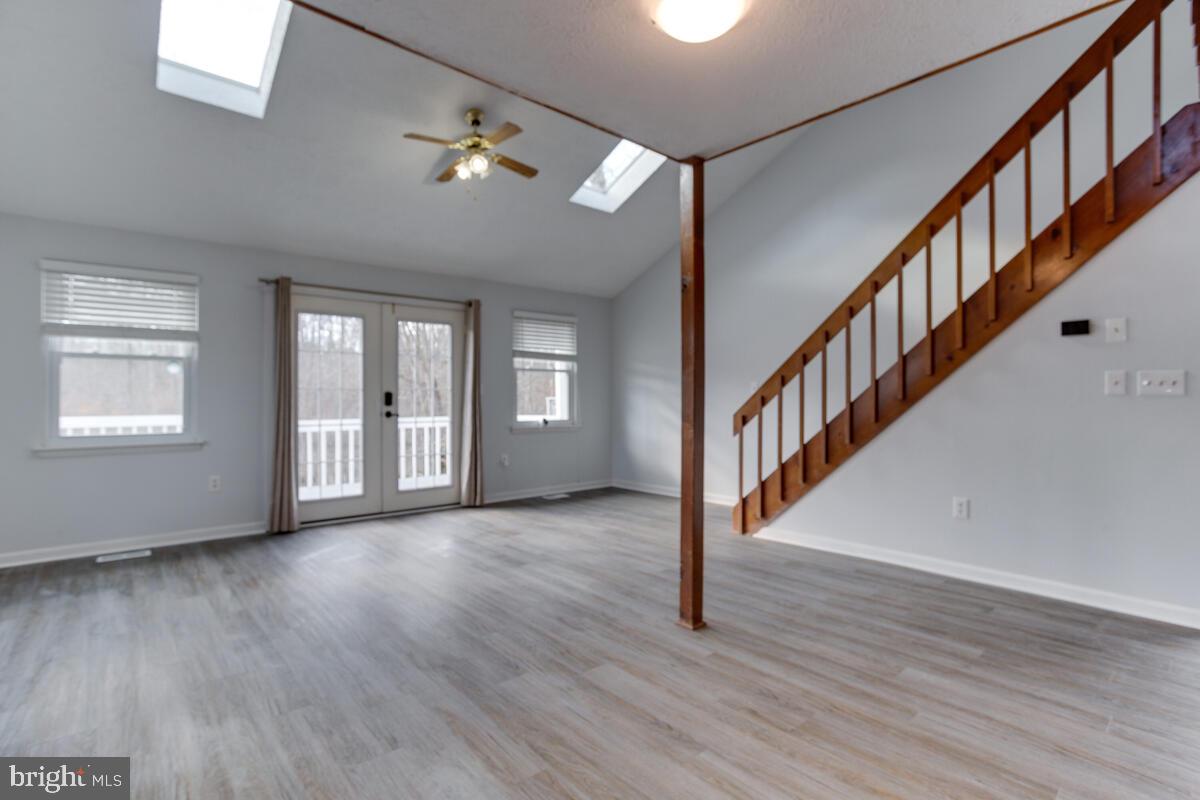 2058 Shore Drive Edgewater, MD 21037 - Photo 12 of 35