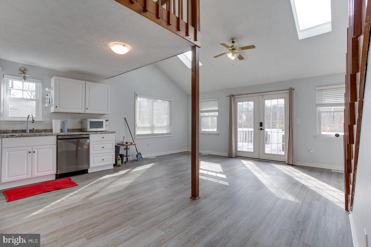 2058 Shore Drive Edgewater, MD 21037 - Photo 13 of 35