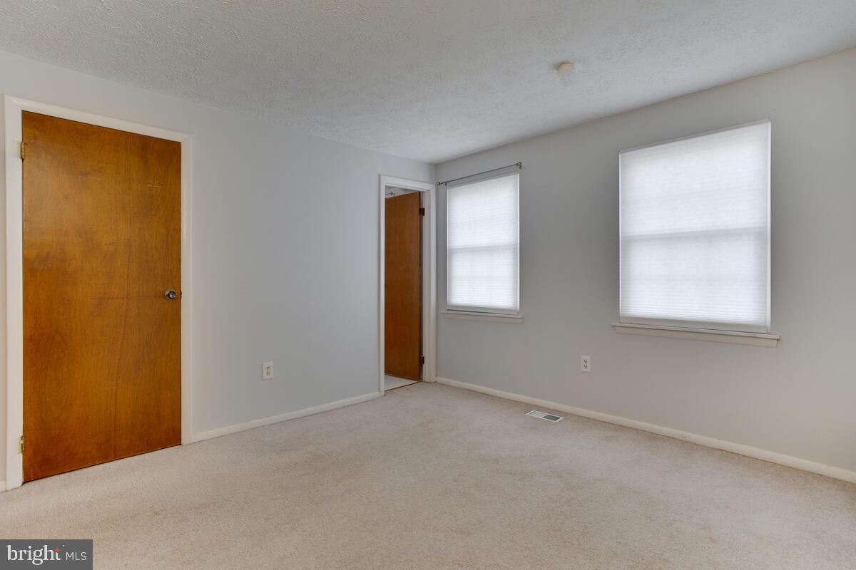 2058 Shore Drive Edgewater, MD 21037 - Photo 23 of 35