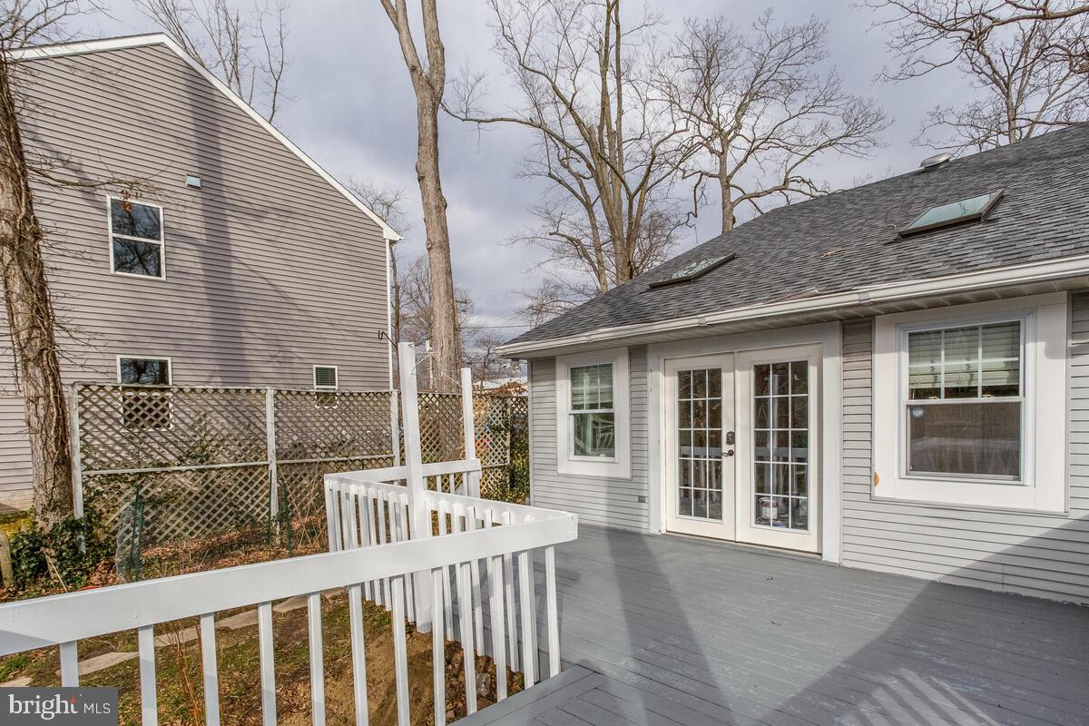 2058 Shore Drive Edgewater, MD 21037 - Photo 28 of 35