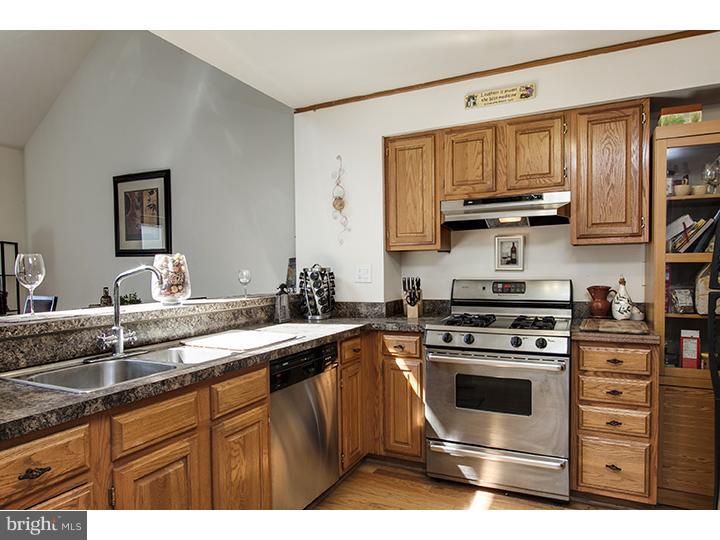 162 North 22nd Street, Unit B Philadelphia, PA 19103 - Photo 6 of 14