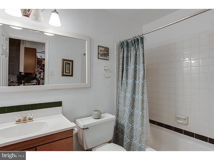 162 North 22nd Street, Unit B Philadelphia, PA 19103 - Photo 9 of 14