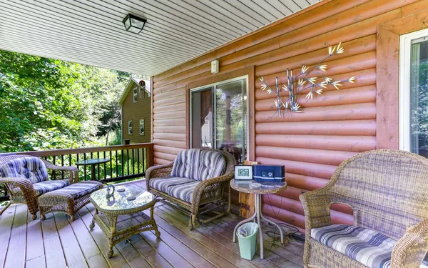 $475,900 | 76 Hollyanne Pond, Hayesville, NC 28904