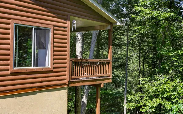 $475,900 | 76 Hollyanne Pond, Hayesville, NC 28904