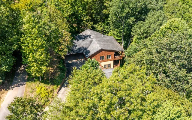 $475,900 | 76 Hollyanne Pond, Hayesville, NC 28904