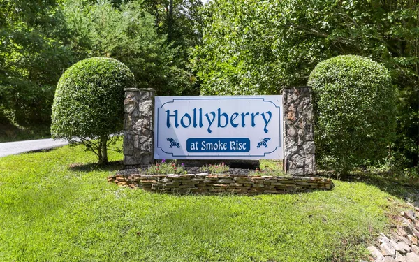 $475,900 | 76 Hollyanne Pond, Hayesville, NC 28904