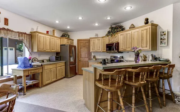 $475,900 | 76 Hollyanne Pond, Hayesville, NC 28904