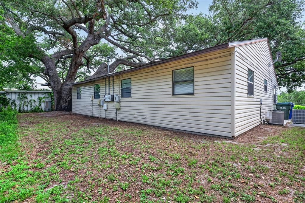 397 2nd Street Southwest Largo, FL 33770 - Photo 24 of 25