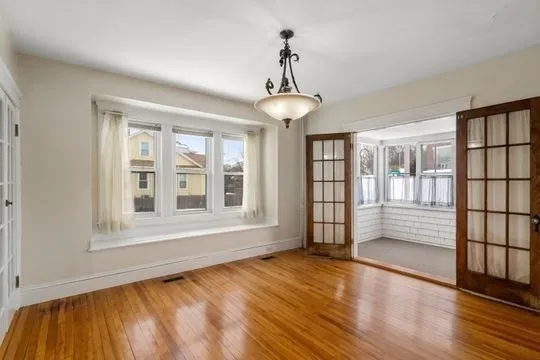 $2,175 | 278 Greenwood Street, Unit 1, Worcester, MA 01607