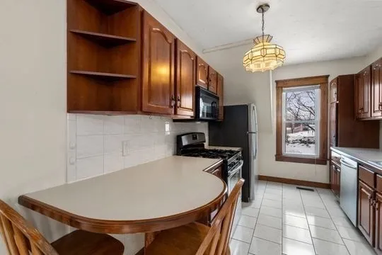 $2,175 | 278 Greenwood Street, Unit 1, Worcester, MA 01607