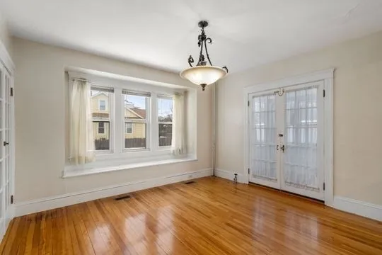 $2,175 | 278 Greenwood Street, Unit 1, Worcester, MA 01607