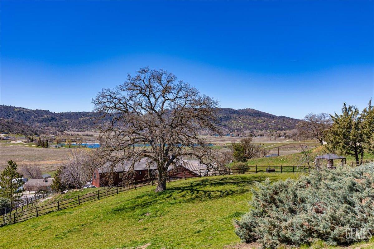 Undisclosed Address Tehachapi, CA 93561 - Photo 48 of 75