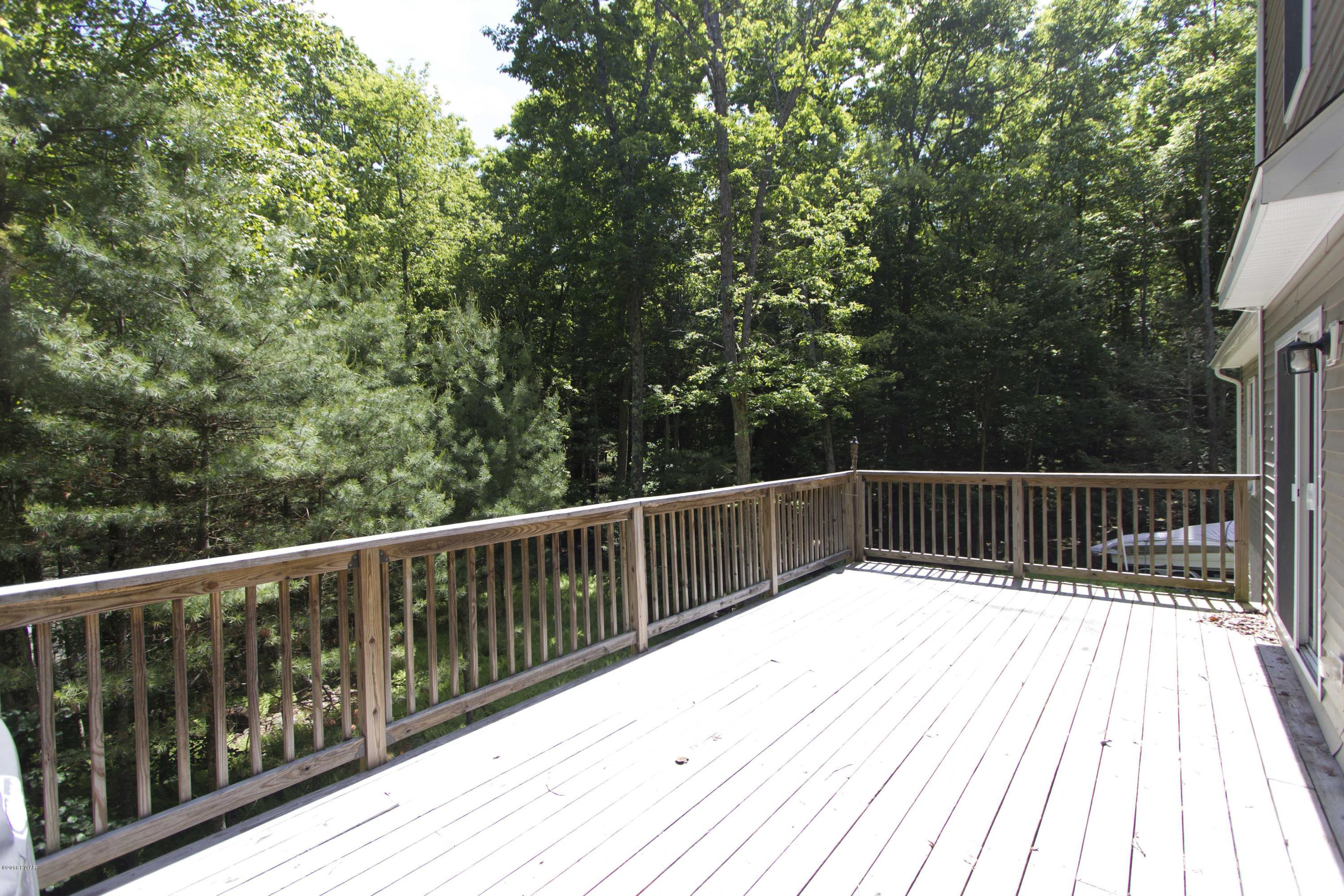 110 Cottage Road Tafton, PA 18464 - Photo 19 of 24 Back Deck