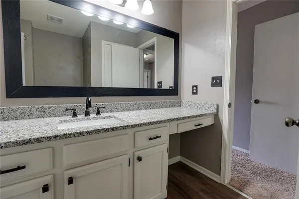 $230,000 | 5833 Northwest Plantation Lane, Unit 199B, Lee's Summit, MO 64064