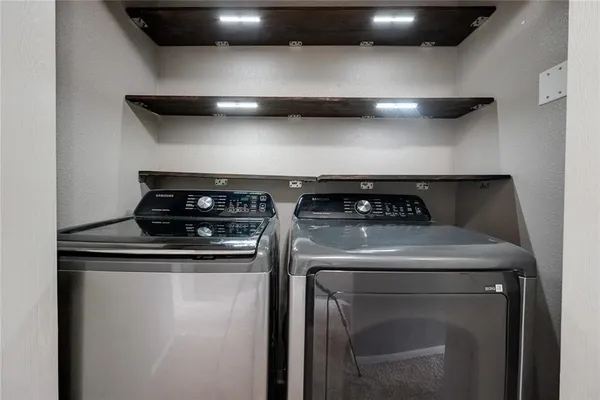 $230,000 | 5833 Northwest Plantation Lane, Unit 199B, Lee's Summit, MO 64064