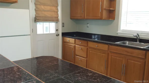 $2,250 | 19 Stuart Avenue, Wappingers Falls, NY 12590
