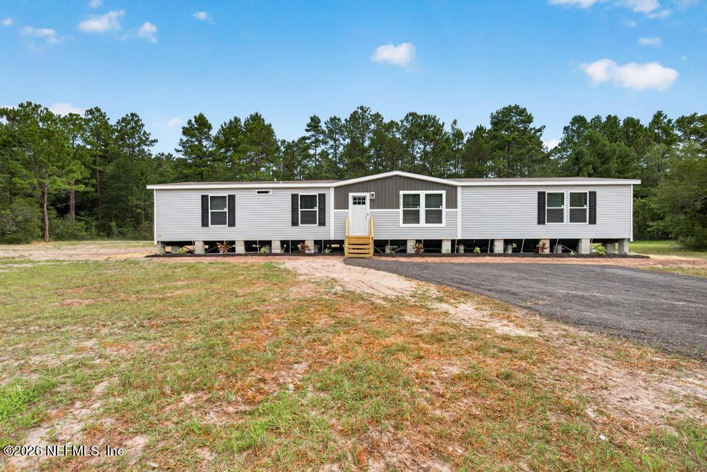28122 Trinity Lane Hilliard, FL 32046 - Photo 8 of 65 28122 Trinity Ln-62