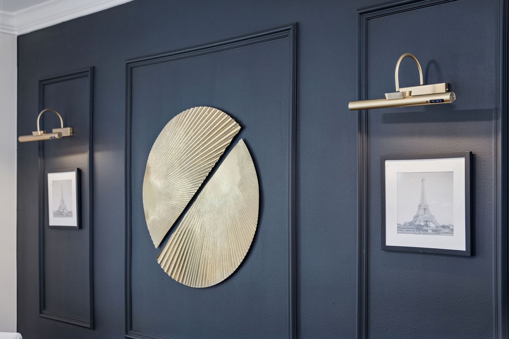 5737 Kansas Street Houston, TX 77007 - Photo 10 of 47 a view of a livingroom with the front door