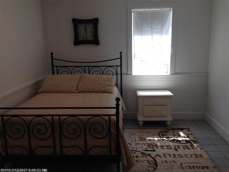 27 Boothbay Road Edgecomb, ME 04556 - Photo 6 of 21 27 Boothbay Road bedroom 3