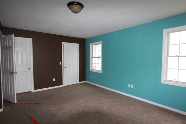 324 Naismith Street Springfield, MA 01104 - Photo 11 of 29 Gallery Image 11