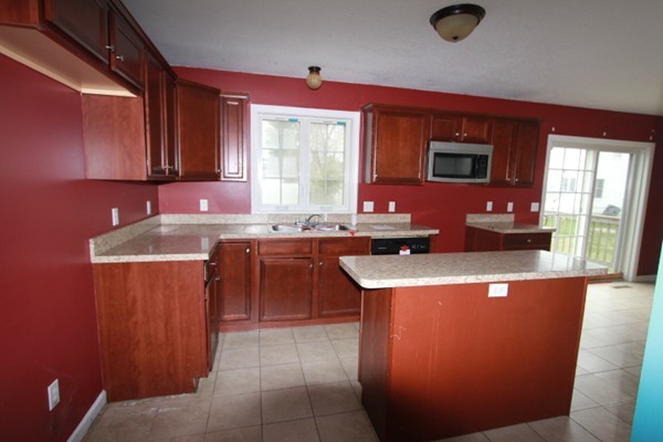 324 Naismith Street Springfield, MA 01104 - Photo 18 of 29 Gallery Image 18