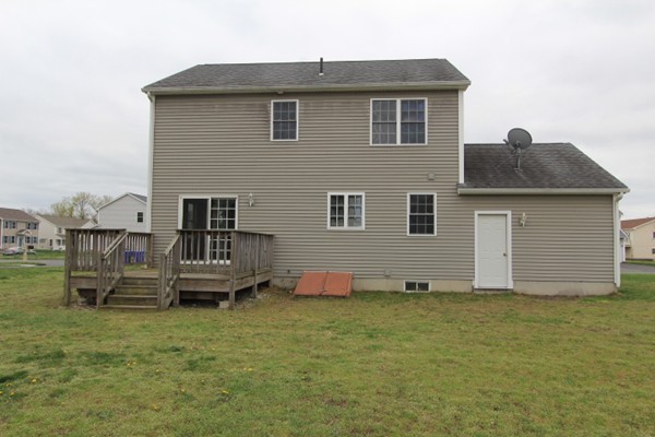 324 Naismith Street Springfield, MA 01104 - Photo 7 of 29 Gallery Image 7