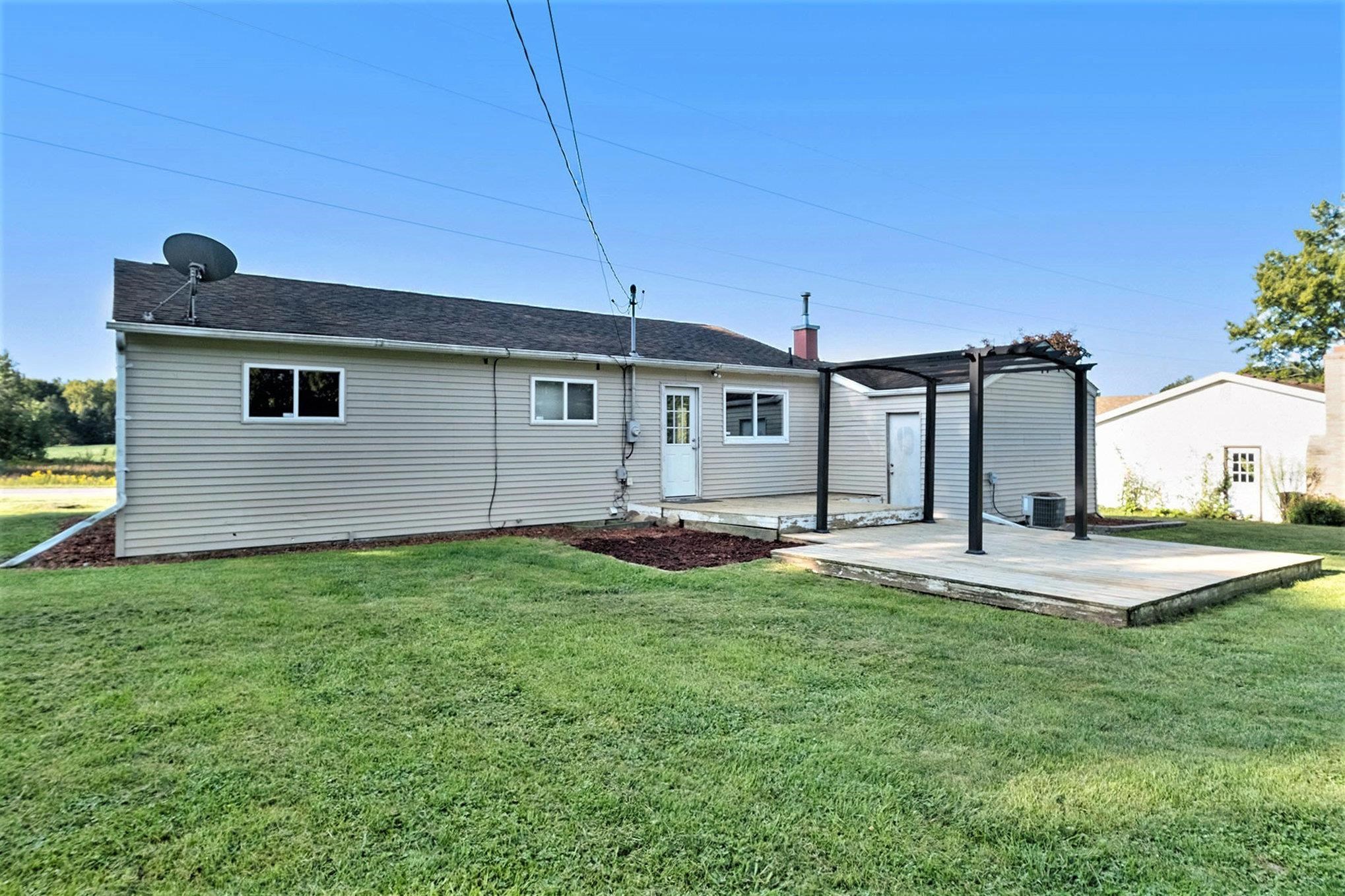 9216 Potter Road Flushing, MI 48433 - Photo 15 of 18 50154605-2c669cbb-ca79-4a5b-a002-80a4976c84b0.JPG