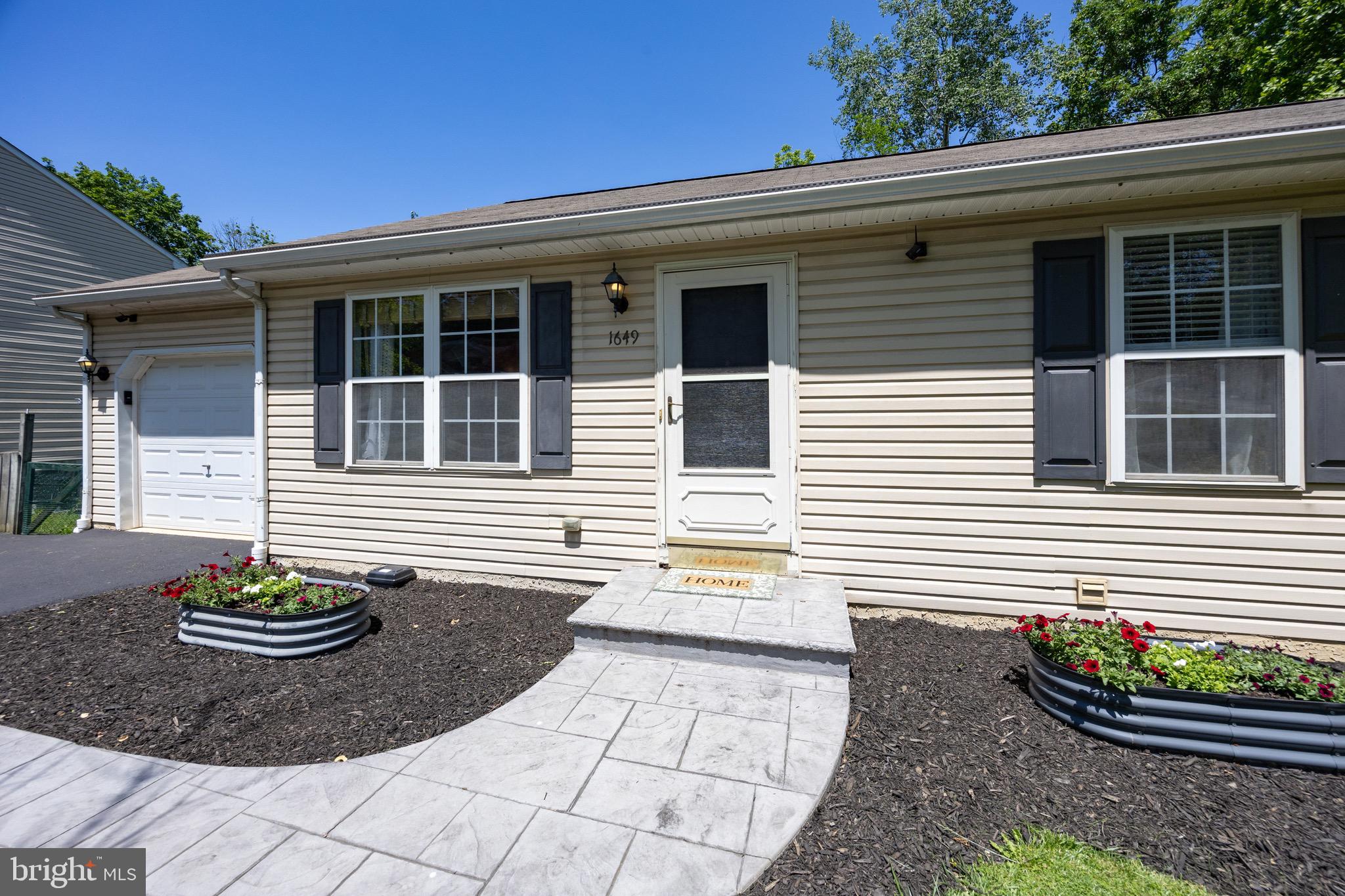 1649 Valley Road Coatesville, PA 19320 - Photo 4 of 34 Gallery Image 4