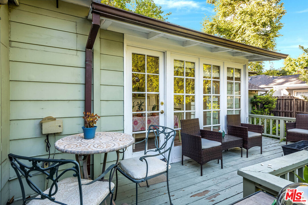 11146 Valley Spring Lane Studio City, CA 91602 - Photo 31 of 58