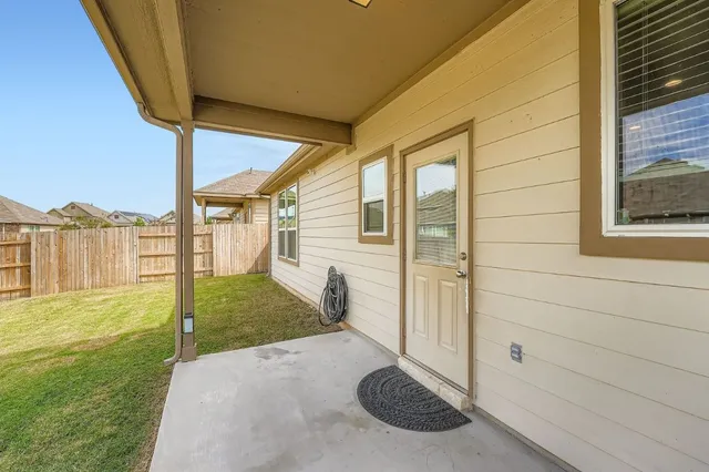 $283,900 | 126 Big Leaf Drive, Buda, TX 78610